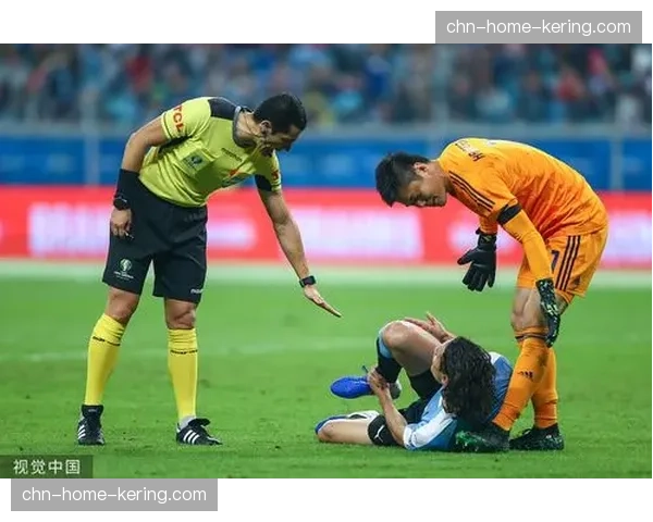 裁判直觉与技术证据博弈 VAR核心矛盾在关键判罚中凸显